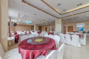 Meicheng Huatian Holiday Hotel - Image 4
