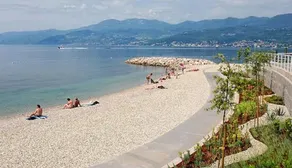 Hostel Kvarner-Rooms with private bathrooms& Dorms - Image 4