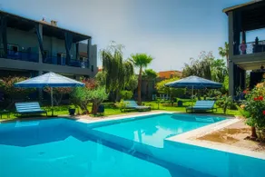 Villas 95 Appart'Hôtel - Image 1