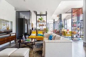 Z-up Boutique Hotel - Image 3