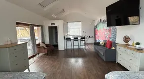 Brandon Lodge - Image 2