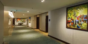 Central Palace Hotel - Image 5