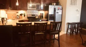 Ultra Spacious Penthouse - Apt 2 - 3 Combo -15 Mins from NYC - Image 4