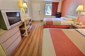 Motel 6 Beatty, NV - Death Valley - Image 3