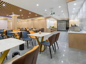 VX Hotel Shandong Jining Yutai County Guantong Commerce and Trade City - Image 3