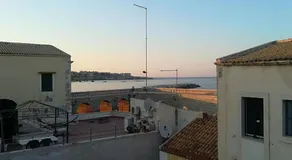 Aura Ortigia Apartments - Image 4