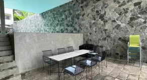 AJ Villa - Image 4