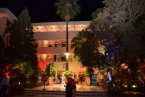 Beach Luxury Hotel - Image 4