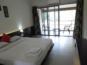 Forest Inn - Image 2