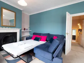 Host & Stay - Westbrook Road - Image 2