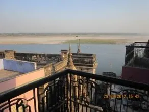 Mishra Guest House - Image 1
