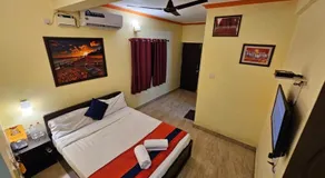 Hotel Plug - Image 2