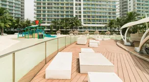 Cozy Green 1 BR unit with Balcony Azure Bahamas South - Image 5