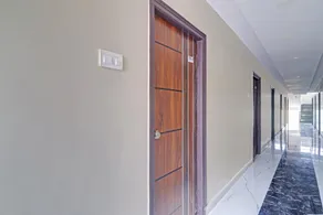 Hotel O SV Grand - Image 4