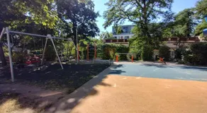 Two bedroom apartment with parking - Image 4