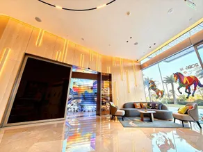 HOTEL FIVE - Image 2