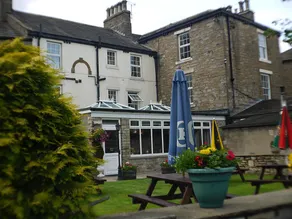 The White Rose Hotel - Image 5