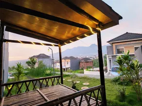 Vila 3 kamar di Batu dengan gazebo & Kolam Air Panas dekat Jatim Park - Image 3