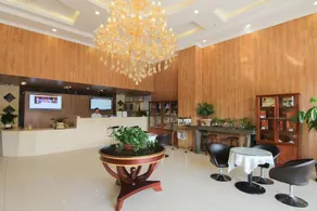 GreenTree Inn JiangSu ZhenJiang DingMao Industrial Park WoDe Square Express Hotel - Image 2