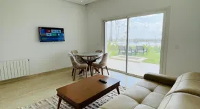 Apparemment s1 vu sur mer et piscine - Image 2