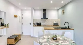Appartement moderne à seulement 250 m de la plage - Image 3