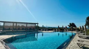 La Rêve Luxury Apartments with Private Jacuzzi - Image 2