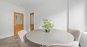 The Manor - Beachwalk Apartments - Image 5