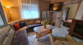 Vízparti nyaraló - Image 2