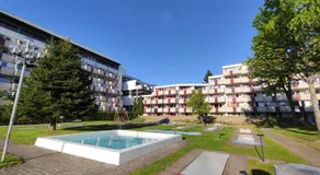 Sauna, Pools mit XXL-Terasse oder Kinderkino - Image 4