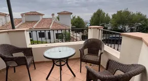 Bungalow de 3 dormitorios en Sierra Cortina - Image 3