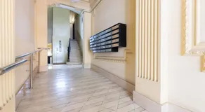 ApartEasy - Central Barcelona Studio Apartment - Image 3