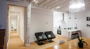 Apartamento minimalista en el corazón de Bilbao - Image 2