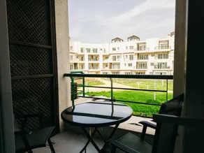 Glorious Sea-View, 1 Bedroom Holiday Home - Image 5
