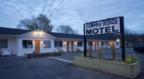 Cobmin Ridge Motel - Image 5