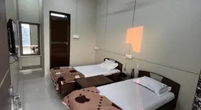 The Rest Zone Hotel - Image 2