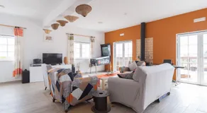 Sunshine Hostel - from 18 to 40 years only - Youth Accomodation - Image 3