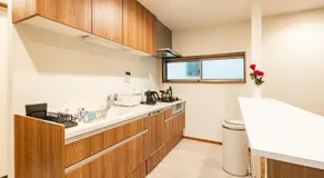 Shibuya spacious townhouse 2MBR 4beds MAX10 - Image 5