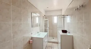 Résidence Villa Romana avec Piscine et Jacuzzi - Image 2