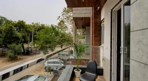 The Empire Studioz Hotel Golf Course Road Studio with Kitchen & Balcony One Horizon Center Paras Hospital Cyber City - Image 3