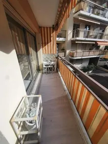 Flat with BALCONY at 10min from the BEACH - Image 1