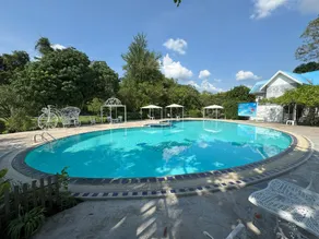 Riviera Villa Resort - Image 3