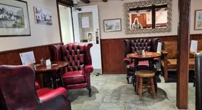 Glenisla Hotel - Image 5