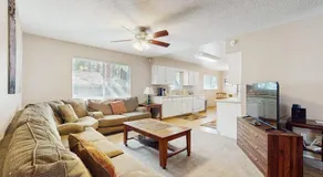 Charming Home with Spa Near Ski Resort and Lake Tahoe Timber Cove Marina Beach - Image 2