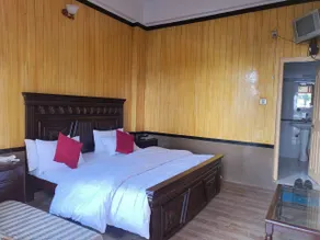 Nathia Hills Hotel and Restaurant - Image 3