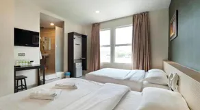 One Avenue Hotel - Image 3