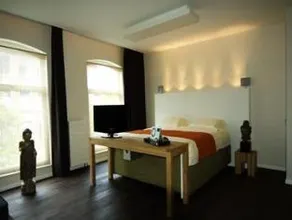A Small Hotel - Image 2