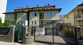 Bus Station Hostel - Image 4