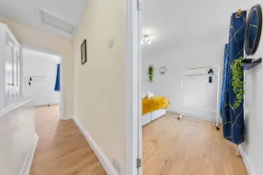 Homely 3BR Watford|Office & Garden|10 min to Tube - Image 4