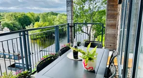 Riverside View Apartment in Balloch, Loch Lomond - Image 4