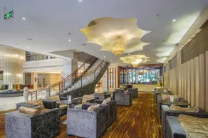 Grand Emperor Hotel - Image 2